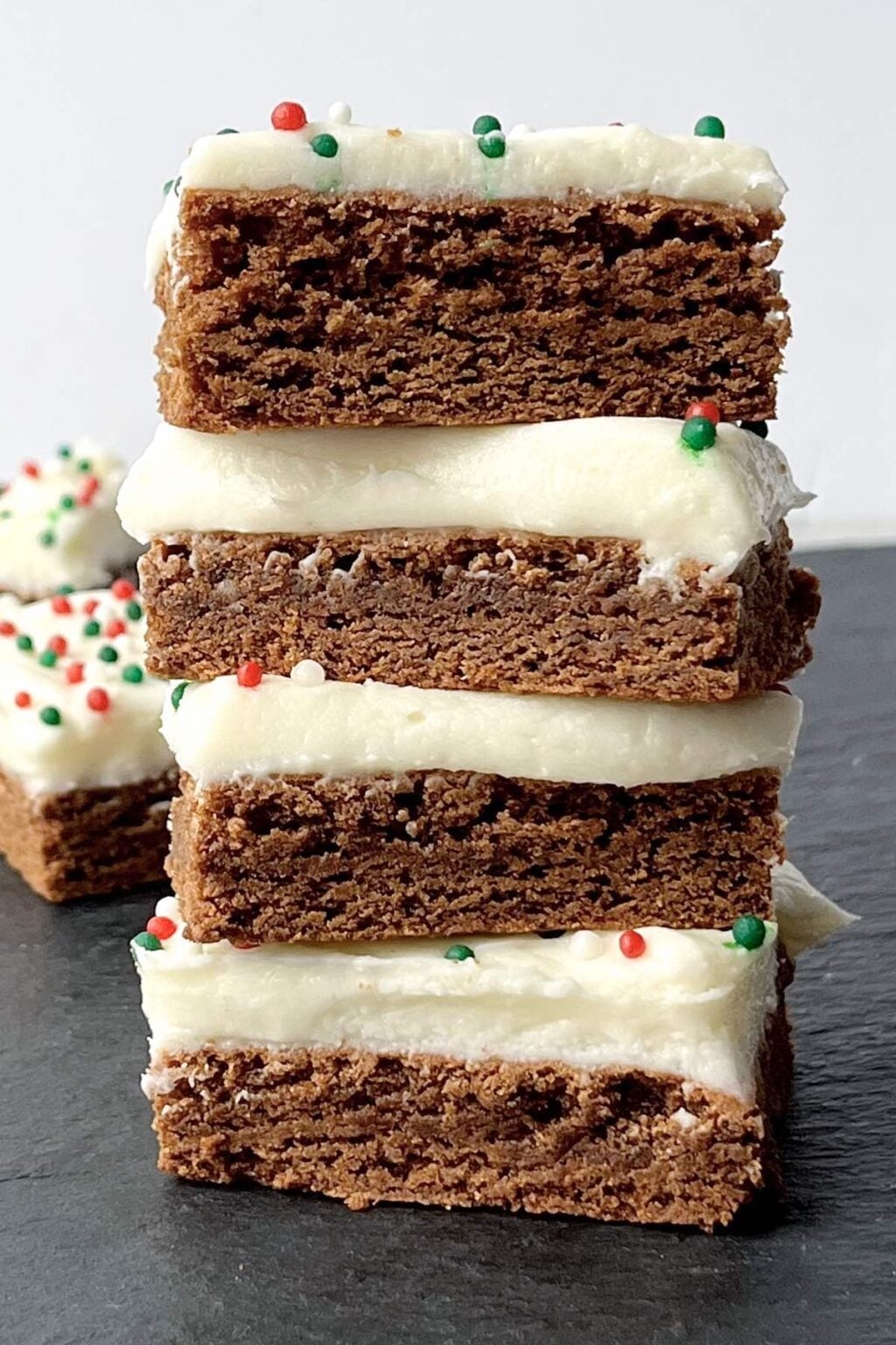 chewy gingerbread cookie bars